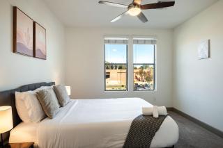 TWO Modern CozySuites at Town Lake waterfront - 5