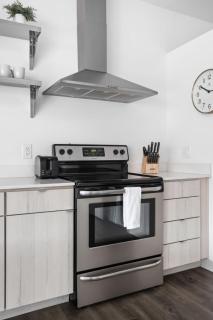 CozySuites I Trendy 1BR, Bottleworks Indy #2 - Indianapolis - 2