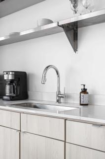 CozySuites I Trendy 1BR, Bottleworks Indy #2 - Indianapolis - 1