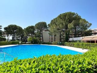Studio Cabine 3 Couchages à Mandelieu, Terrasse, Piscine, Parking Privé - FR-1-609-96 - Mandelieu La Napoule - 1