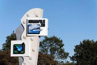 FREE PARKING! Downtown Lucas Oil- Conv Center Skywalk #4 - Indianápolis - 4