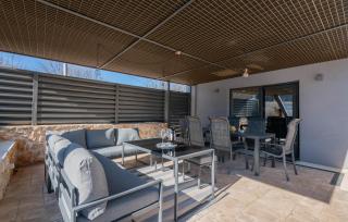 2 Bedroom Nice Home In Biorine - Biorine - 6