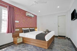 Capital O Rayan Plaza - Ernakulam - 9