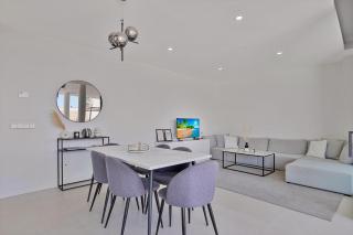 Scandinavian modern apartment - 6