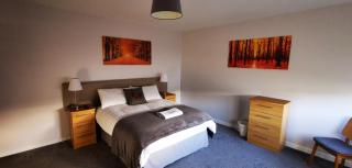 Newtown Apartments - 9