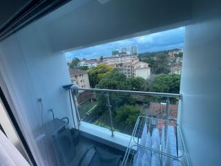 AMBRA HEIGHT / KENZON HOMES HOST - 3
