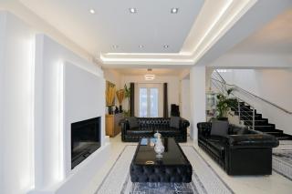Beach Blue Villa - Luxury Escape by the Sea, Sleeps up to 8 - Korinthos - 3