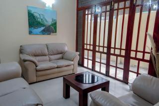 Robert's Villa - Kalubowila West - 2