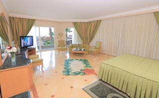Sea Star Beau Rivage Hotel - 9
