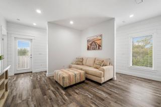 Get Your Sun With Jetted Pool And Game Room - Destin - 6