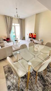 Cozy Corner Apartment - Dubai - 0