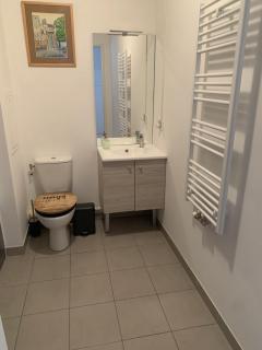 Whole apartment - Saint-Denis, France - 6