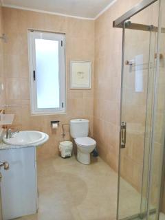 Segundo Antolín Yellow Door - 1