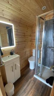 The Peregrine - 2 Person Luxury Glamping Cabin - Dungarvan - 4