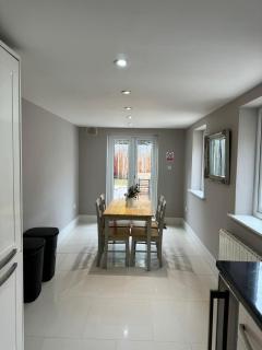 Brentford Guest Rooms - Brentford - 5