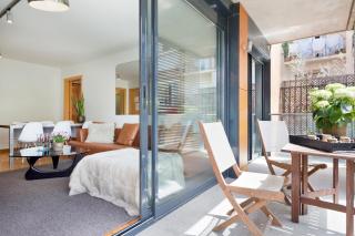 My Space Emirates - Spacious Apartments near the City Center - Barcelone - 5