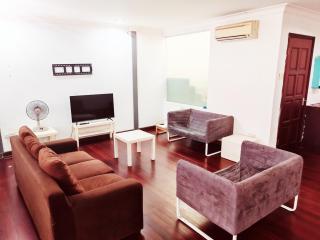 Vivacity Staycation Home 6 Bedrooms - 6