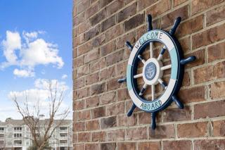 Beautifully Decorated 3 BR,2 Bath Condo, First floor wth Walk in Shower! Located in Golf Community - 6