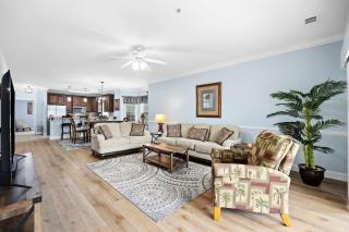 Beautifully Decorated 3 BR,2 Bath Condo, First floor wth Walk in Shower! Located in Golf Community - 2