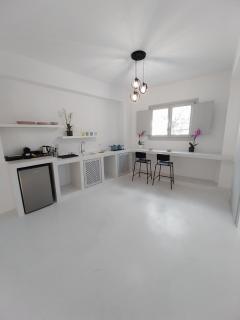 East Wind Perissa - 3