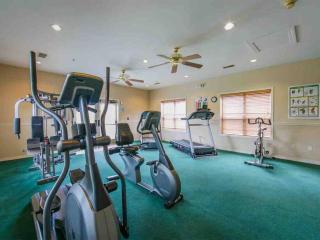 Penthouse condo on golf course. Close to landing! - Branson - 7