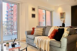 Luxury 2 Bed Apartment Vauxhall, Balcony, Sleeps 4, Central London - Open for Business stays, Long Stays, Families Relocating - Londra - 6