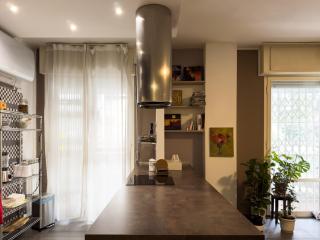 Cozy Apartment close to Milan Rho Fair MIND - 1