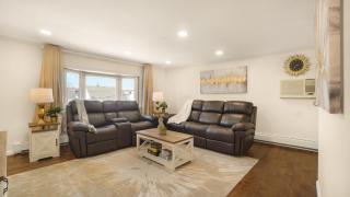 The Mod Pad! 15 min from Airport, Free Parking! - Valley Stream - 9
