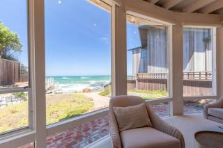 Walk to the Beach from this Ocean Front Home - Moss Beach - 6
