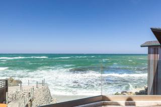 Walk to the Beach from this Ocean Front Home - Moss Beach - 2