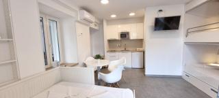 Downtown Apartments - Novalja - 4