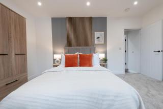 Modern 2-Bedroom House Near Leeds Centre, Ideal for Contractors & Long Stays - NordStay - Amley - 0