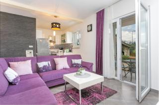 Apartments by the sea Podstrana, Split - 22369 - Podstrana - 9