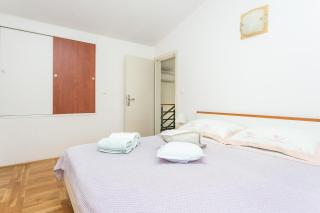 Apartments by the sea Podstrana, Split - 22369 - Podstrana - 5