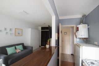 Monoambiente a la calle en lo Mejor de La Perla con seña - 8