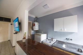 Monoambiente a la calle en lo Mejor de La Perla con seña - 7