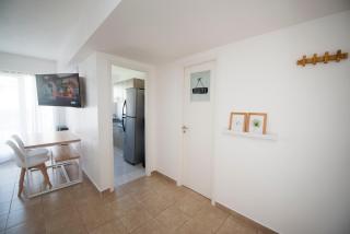 Renovado monoambiente en La Feliz con seña - 1