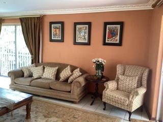 Suburban tranquility - Johannesburg - 6