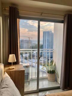 Condo Beside Abreeza Ayala Mall - 6