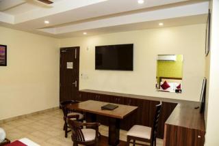 Hotel Grand Inn Near Vaishali Metro Station - Ghaziabad - 1