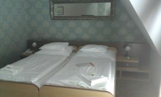 Hotel Zámek Berchtold - Kunice - 9