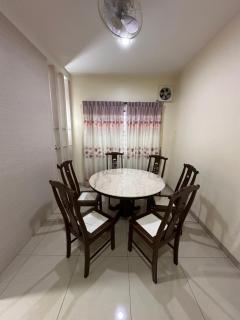 DOUBLE EE HOMESTAY 6 cars parking place 12pax - Sitiawan - 1