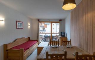 APT T2 4 COUCHAGES dans RES. 4 * - BALCONS des AIRELLES (1800) coeur de station - Les Orres - 0