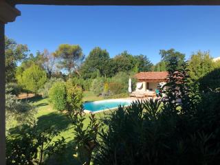 Halte Vintage. A l’ombre du saule. - Carpentras - 4