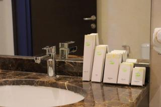 Serenity Cove - Cozy 2BR Apartment in Al Reem near Al Reem Mall - 7