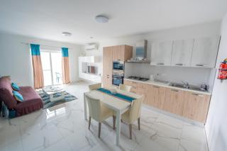 Stylish, Modern & Spacious 1BR Apartment close to Salina Bay - Bugibba - St Paul's Bay - 0
