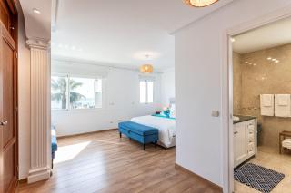 Frontline Beach Townhouse El Rosario- 4 Bedrooms - Marbella - 1