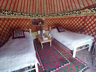 “Achik Tash” camp at the foot of Lenin Peak (7134 m) - Sary-Mogul - 3
