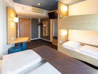 B&B HOTEL Frankfurt-Hahn Airport - Lautzenhausen - 8