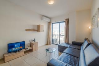 Seashells Apartment with sea view terrace with romantic sunsets - St Paul's Bay - 4